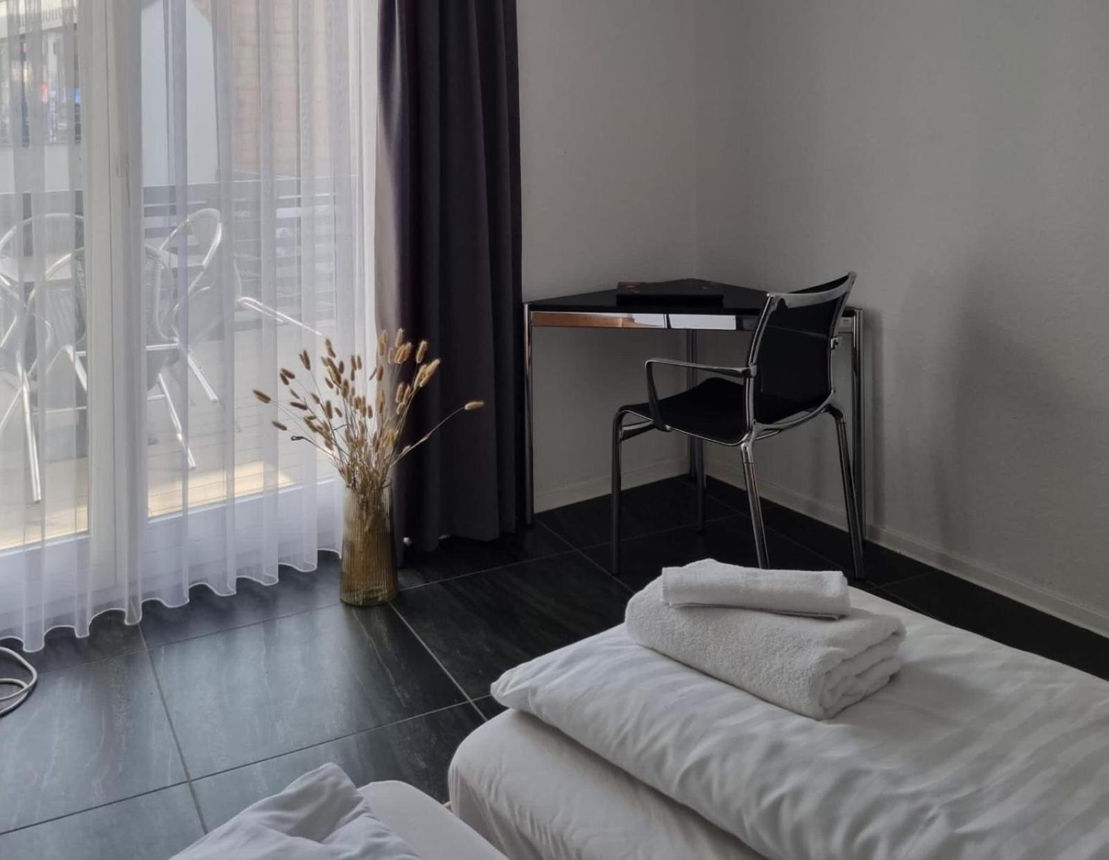 Am Basler Tor Hotel Grenzach-Wyhlen Buitenkant foto